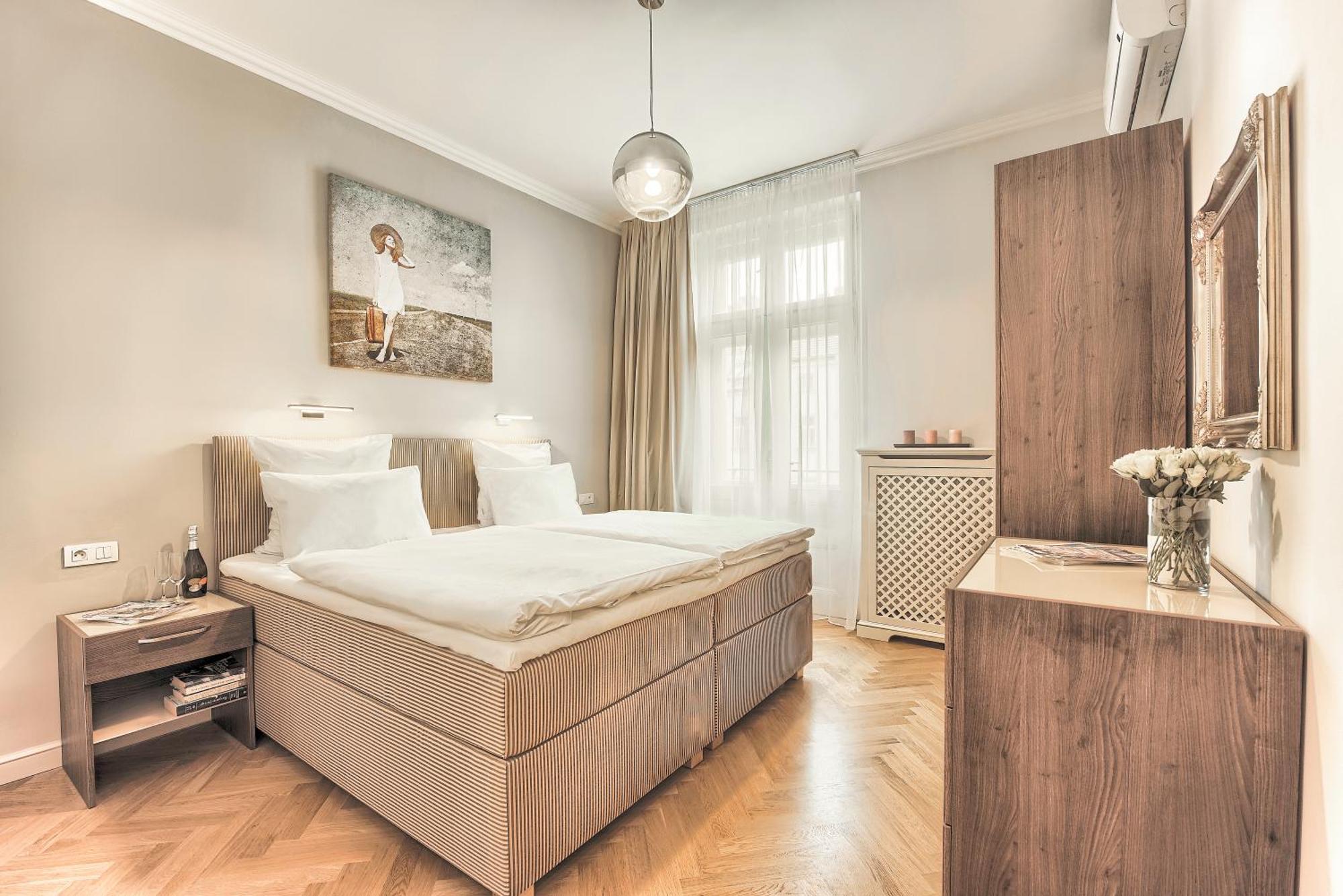 Milosrdnych Apartments Praga Zewnętrze zdjęcie
