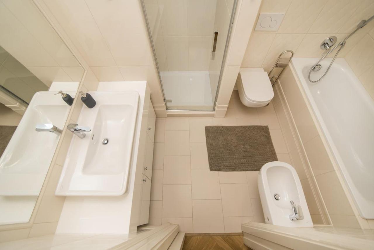 Milosrdnych Apartments Praga Zewnętrze zdjęcie