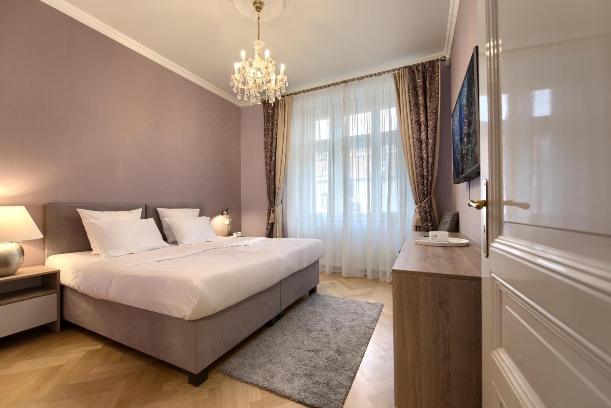 Milosrdnych Apartments Praga Zewnętrze zdjęcie